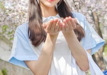 稚乖画册 – 赤西夜夜很爱这皮衣,难道是折磨时尚的“皮衣女战士”?