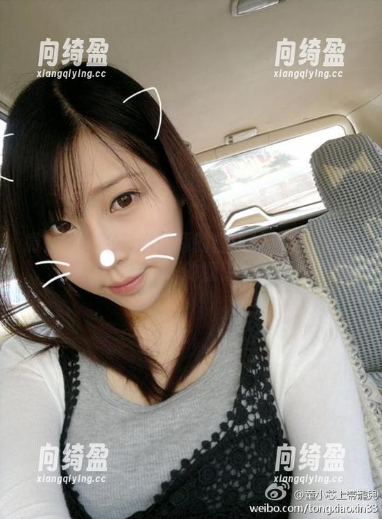 紫色哒豚豚 微密圈 - 紫色哒豚豚的白衬衫私拍:漫游在轻奢的慵懒感