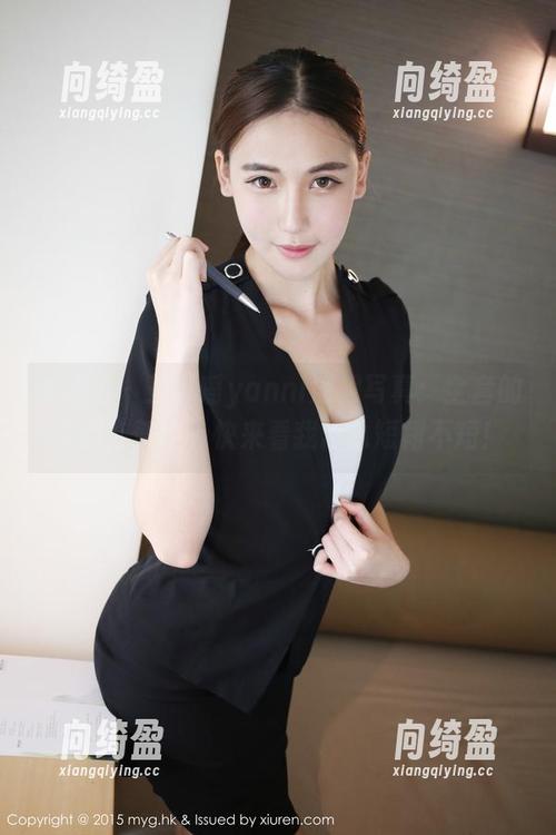 美媛馆-王馨瑶yanni 美媛馆 - 王馨瑶yanni短裙写真:全套的自信在舞动,快来看我怎么短裙不短!