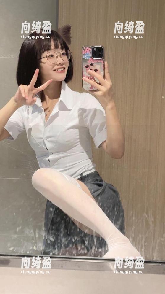 胜利的小生活 微密圈 - 美图一出,赢在了开始。胜利的小生活的可爱性感就是我这周的下载清单了!