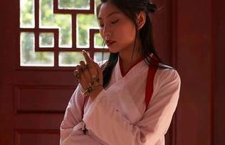 蜜桃社 – 美图出炉，但佩琦Pinky的白裙依然是所有目光的焦点，真的是没法说。