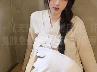 微密圈 – 从未想过的校服自由：轩子巨二兔的免费合集，你圏住你圈